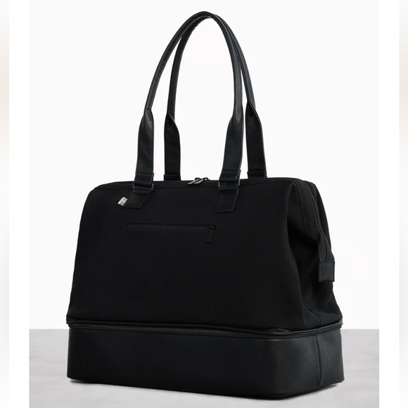 BEIS Bags Beis The Weekender Bag In Black Poshmark